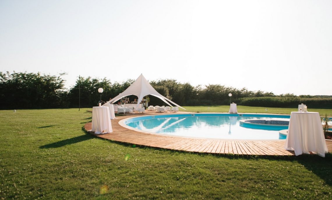 Locatiile TreeHouse - locatii de evenimente companii in aer liber in natura la padure cu piscina