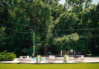 Locatiile TreeHouse - locatii de evenimente companii in aer liber in natura la padure cu piscina