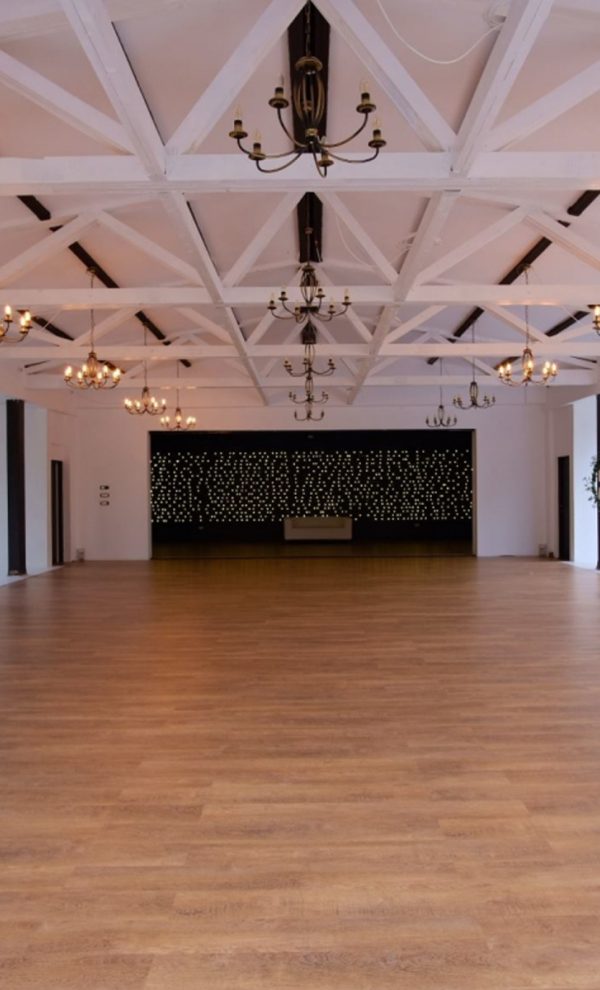 Locatiile TreeHouse - locatii de nunti in aer liber in natura - top locatii de nunta la padure-piscina