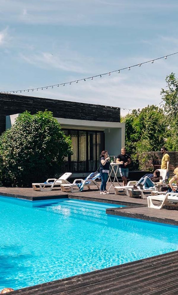 Locatiile TreeHouse - locatii de nunti in aer liber in natura - top locatii de nunta la padure-piscina