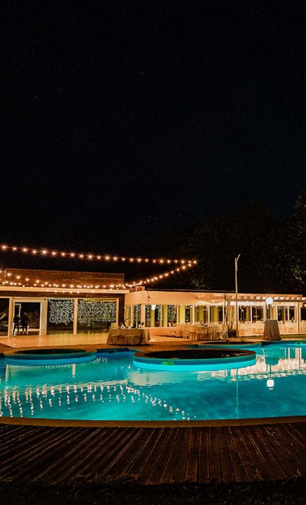 Locatiile TreeHouse - locatii de nunti in aer liber in natura - top locatii de nunta la padure-piscina