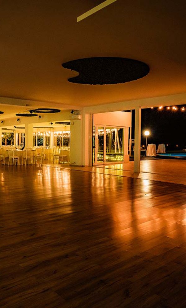 Locatiile TreeHouse - locatii de nunti in aer liber in natura - top locatii de nunta la padure-piscina