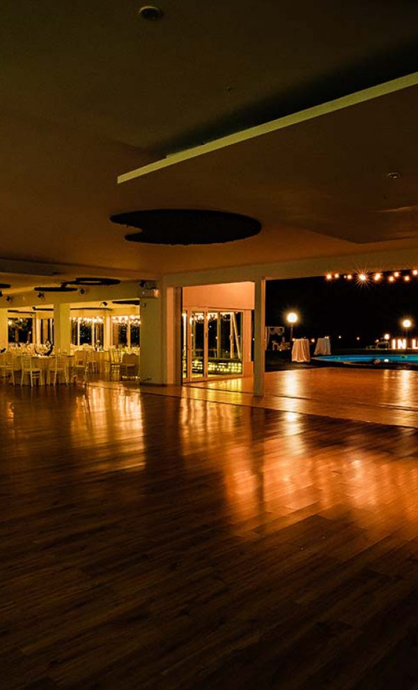 Locatiile TreeHouse - locatii de nunti in aer liber in natura - top locatii de nunta la padure-piscina