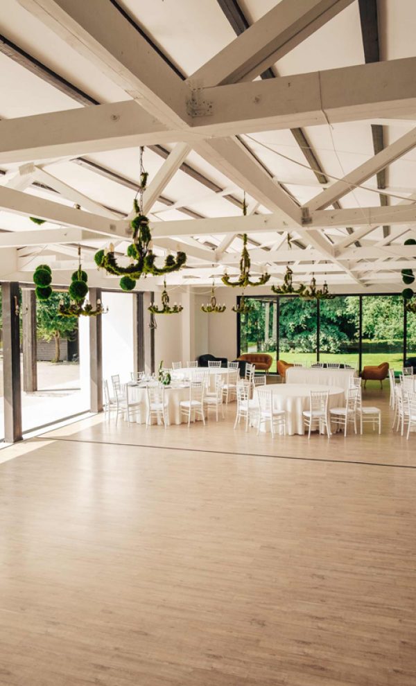 Locatiile TreeHouse - locatii de nunti in aer liber in natura - top locatii de nunta la padure-piscina