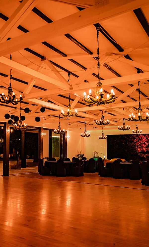 Locatiile TreeHouse - locatii de nunti in aer liber in natura - top locatii de nunta la padure-piscina