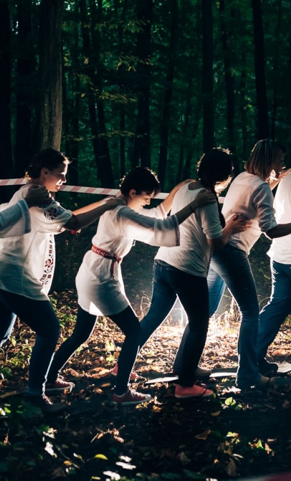 petrecere la piscina