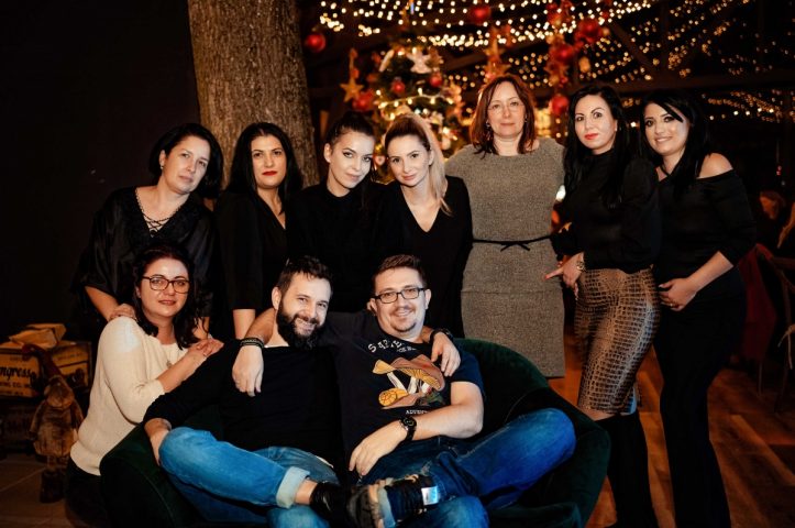 Locatiile TreeHouse - locatii de evenimente companii in aer liber in natura la padure cu piscina