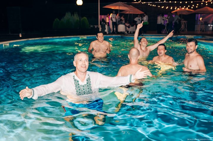 Locatiile TreeHouse - locatii de nunti in aer liber in natura - top locatii de nunta la padure-piscina