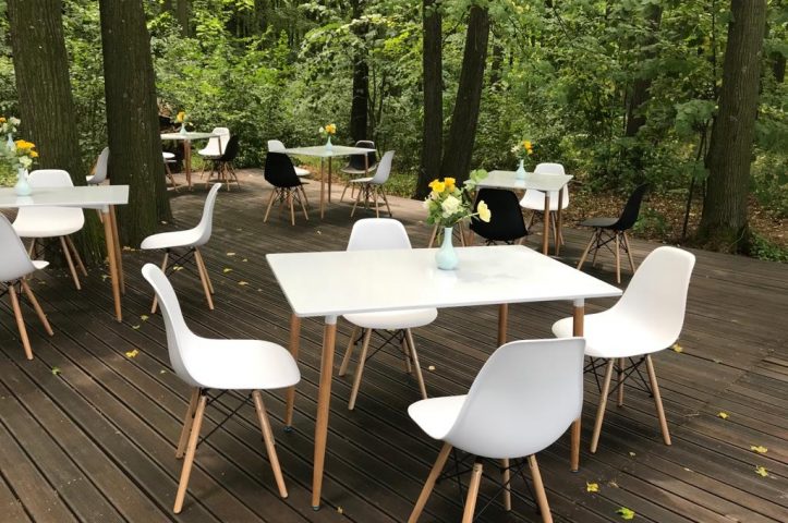 Locatiile TreeHouse - locatii de nunti in aer liber in natura - top locatii de nunta la padure-piscina