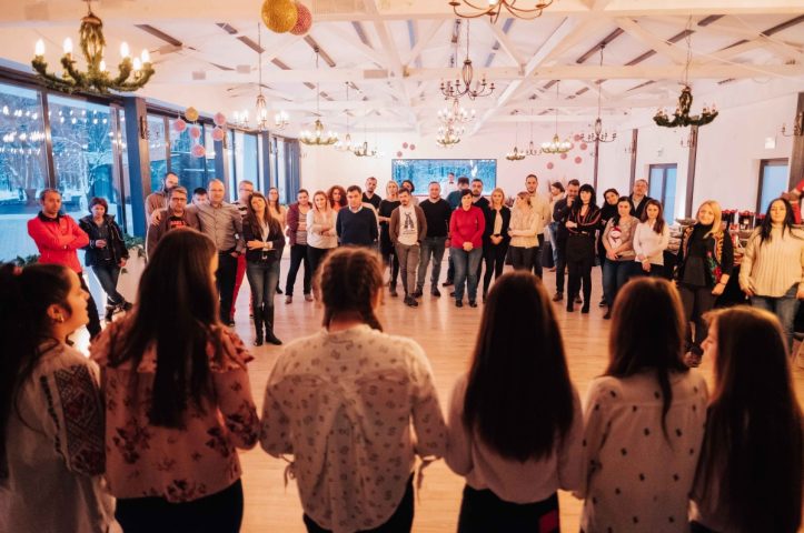 Locatiile TreeHouse - locatii de nunti in aer liber in natura - top locatii de nunta la padure-piscina