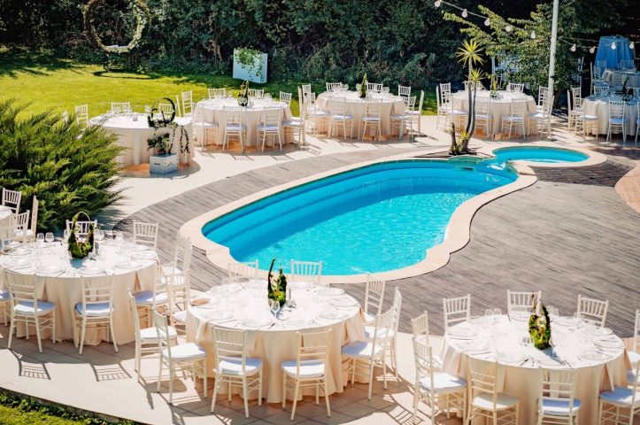 Locatiile TreeHouse - locatii de nunti in aer liber in natura - top locatii de nunta la padure-piscina