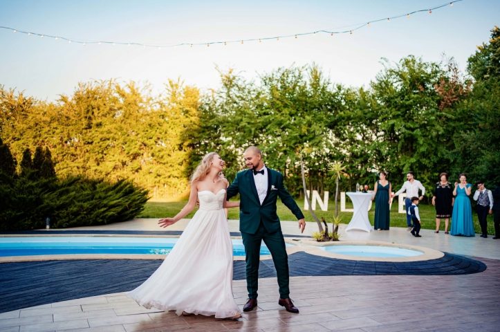 Locatiile TreeHouse - locatii de nunti in aer liber in natura - top locatii de nunta la padure-piscina