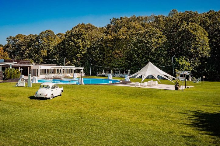 Locatiile TreeHouse - locatii de nunti in aer liber in natura - top locatii de nunta la padure-piscina