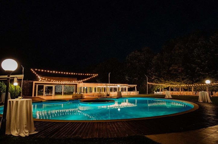 Locatiile TreeHouse - locatii de nunti in aer liber in natura - top locatii de nunta la padure-piscina