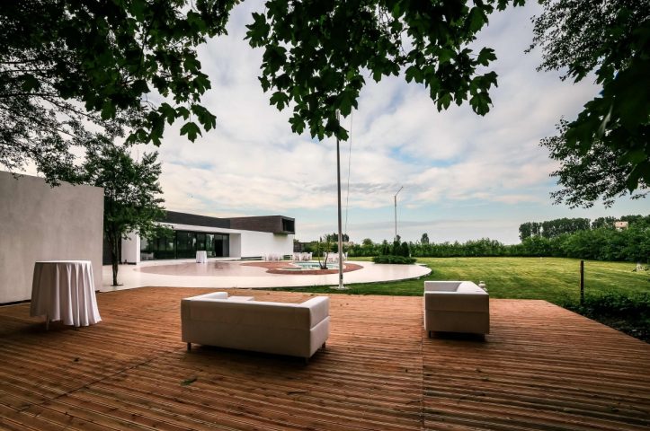 Locatiile TreeHouse - locatii de nunti in aer liber in natura - top locatii de nunta la padure-piscina