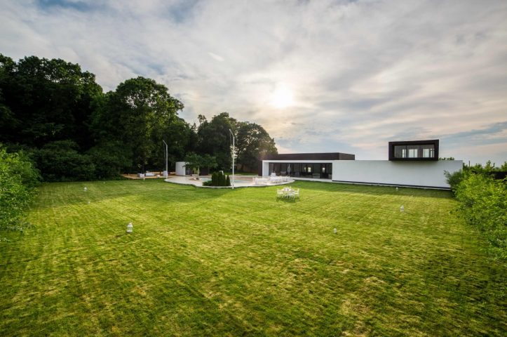 Locatiile TreeHouse - locatii de nunti in aer liber in natura - top locatii de nunta la padure-piscina
