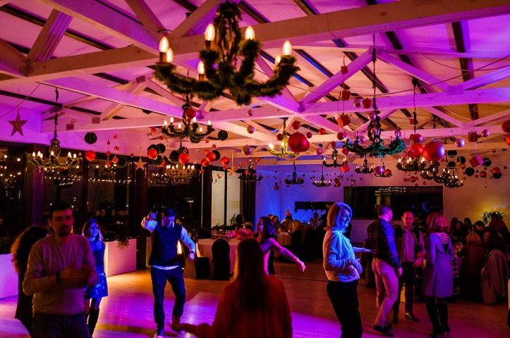 Locatiile TreeHouse - locatii de nunti in aer liber in natura - top locatii de nunta la padure-piscina