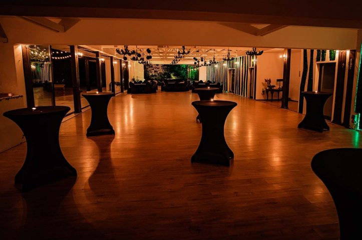 Locatiile TreeHouse - locatii de nunti in aer liber in natura - top locatii de nunta la padure-piscina