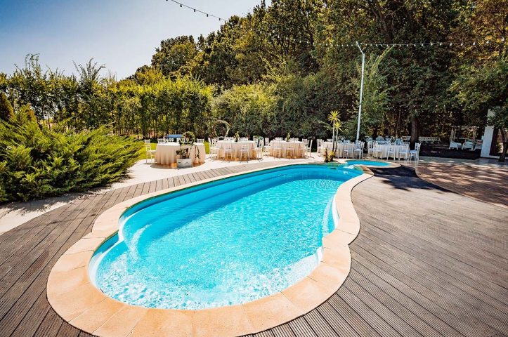 Locatiile TreeHouse - locatii de nunti in aer liber in natura - top locatii de nunta la padure-piscina