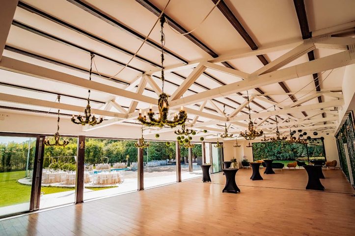 Locatiile TreeHouse - locatii de nunti in aer liber in natura - top locatii de nunta la padure-piscina