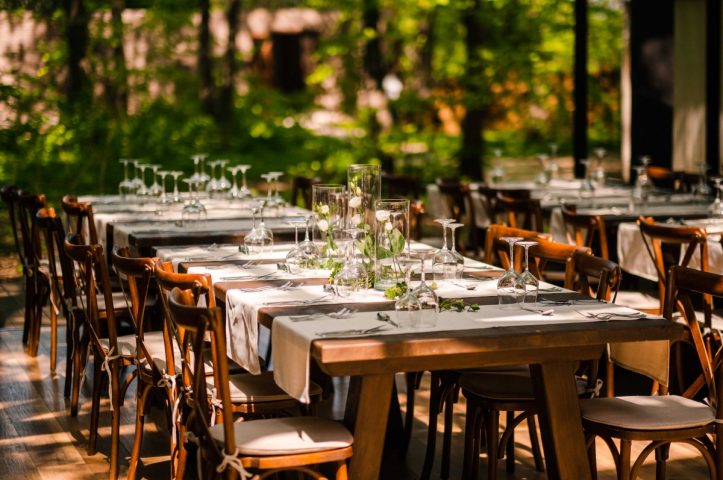 petrecere in aer liber