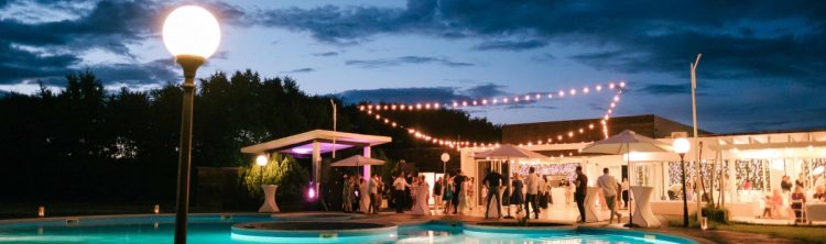 Locatiile TreeHouse - locatii de evenimente companii in aer liber in natura la padure cu piscina