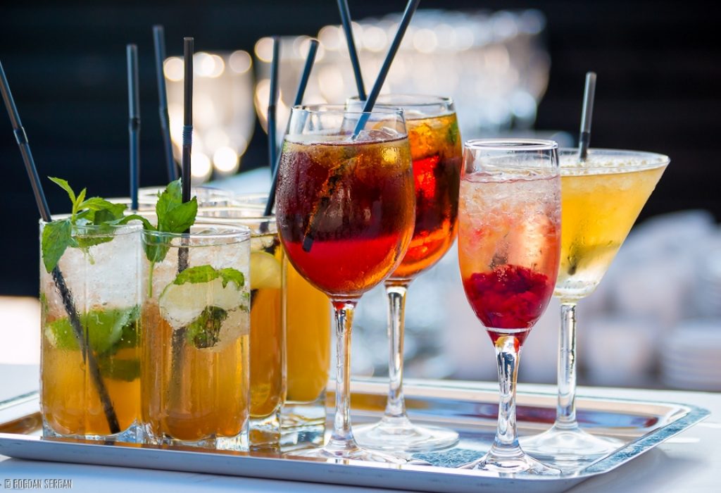 corporate pool party in natura