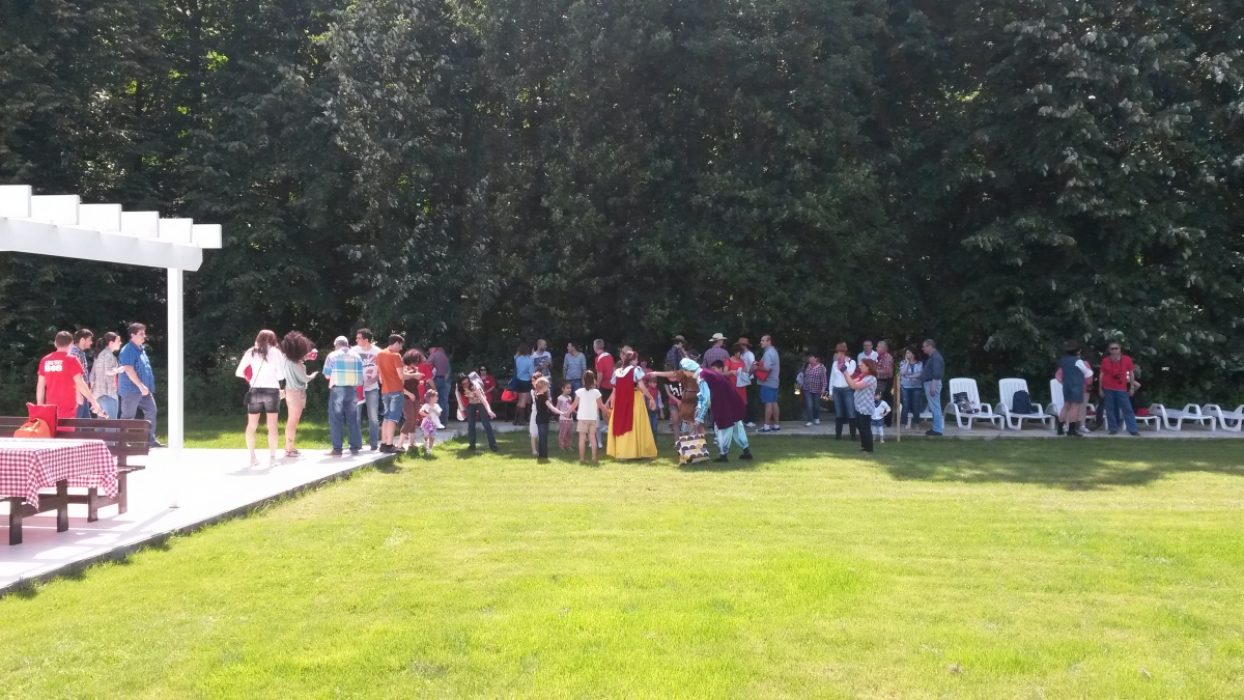 Locatiile TreeHouse - locatii de nunti in aer liber in natura - top locatii de nunta la padure-piscina