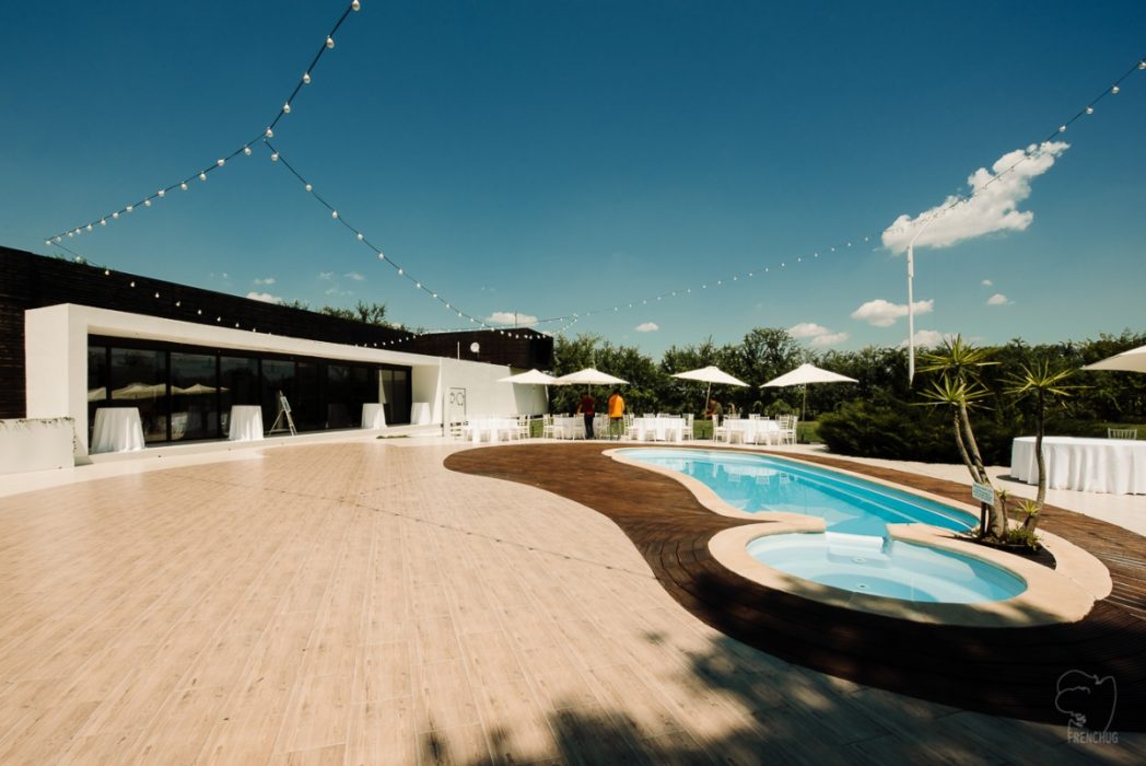 Locatiile TreeHouse - locatii de nunti in aer liber in natura - top locatii de nunta la padure-piscina