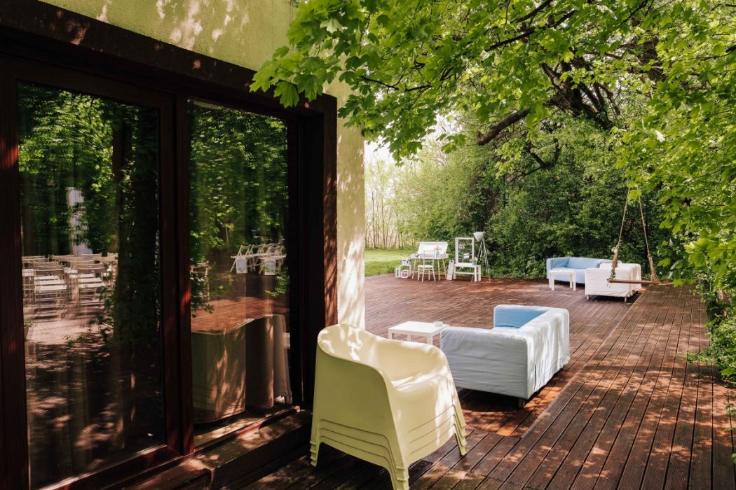 Locatiile TreeHouse - locatii de nunti in aer liber in natura - top locatii de nunta la padure-piscina