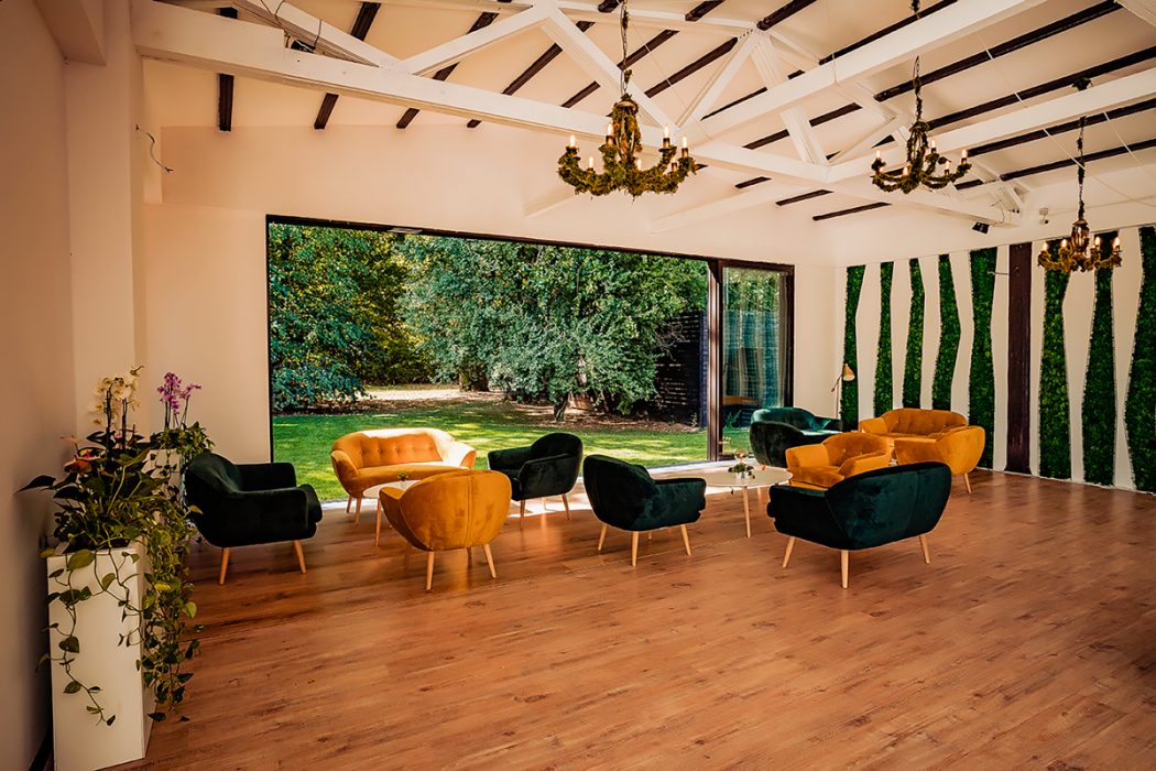 Locatiile TreeHouse - locatii de nunti in aer liber in natura - top locatii de nunta la padure-piscina