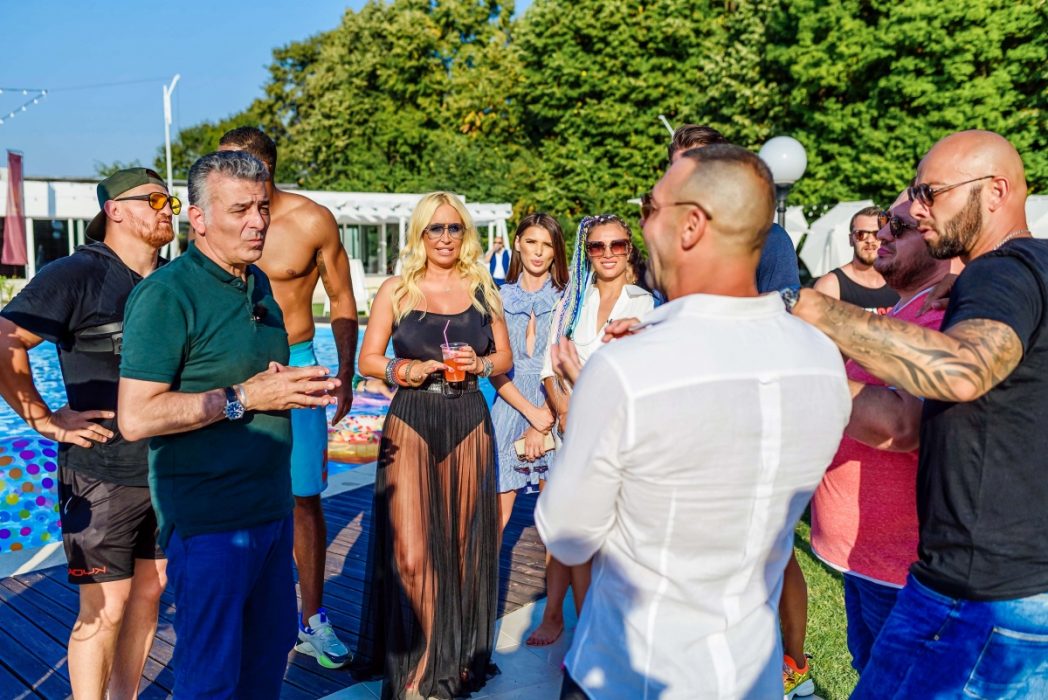 Locatiile TreeHouse - locatii de nunti in aer liber in natura - top locatii de nunta la padure-piscina