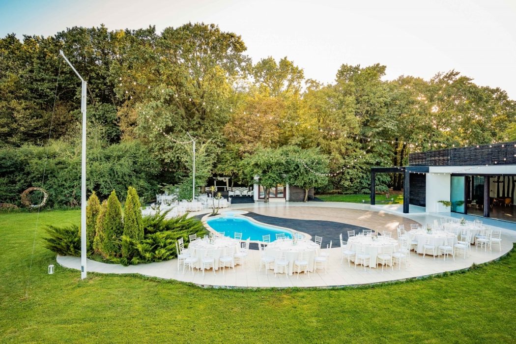 Locatiile TreeHouse - locatii de nunti in aer liber in natura - top locatii de nunta la padure-piscina