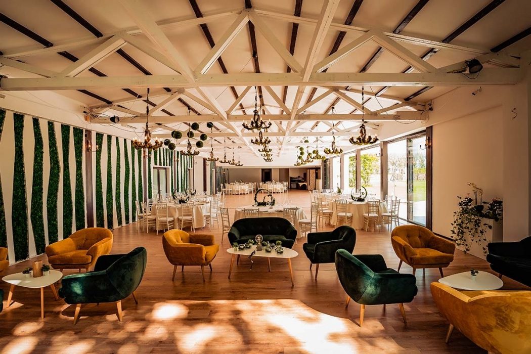 Locatiile TreeHouse - locatii de nunti in aer liber in natura - top locatii de nunta la padure-piscina