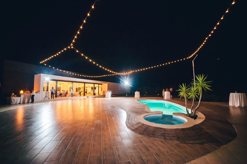 Locatiile TreeHouse - locatii de nunti in aer liber in natura - top locatii de nunta la padure-piscina