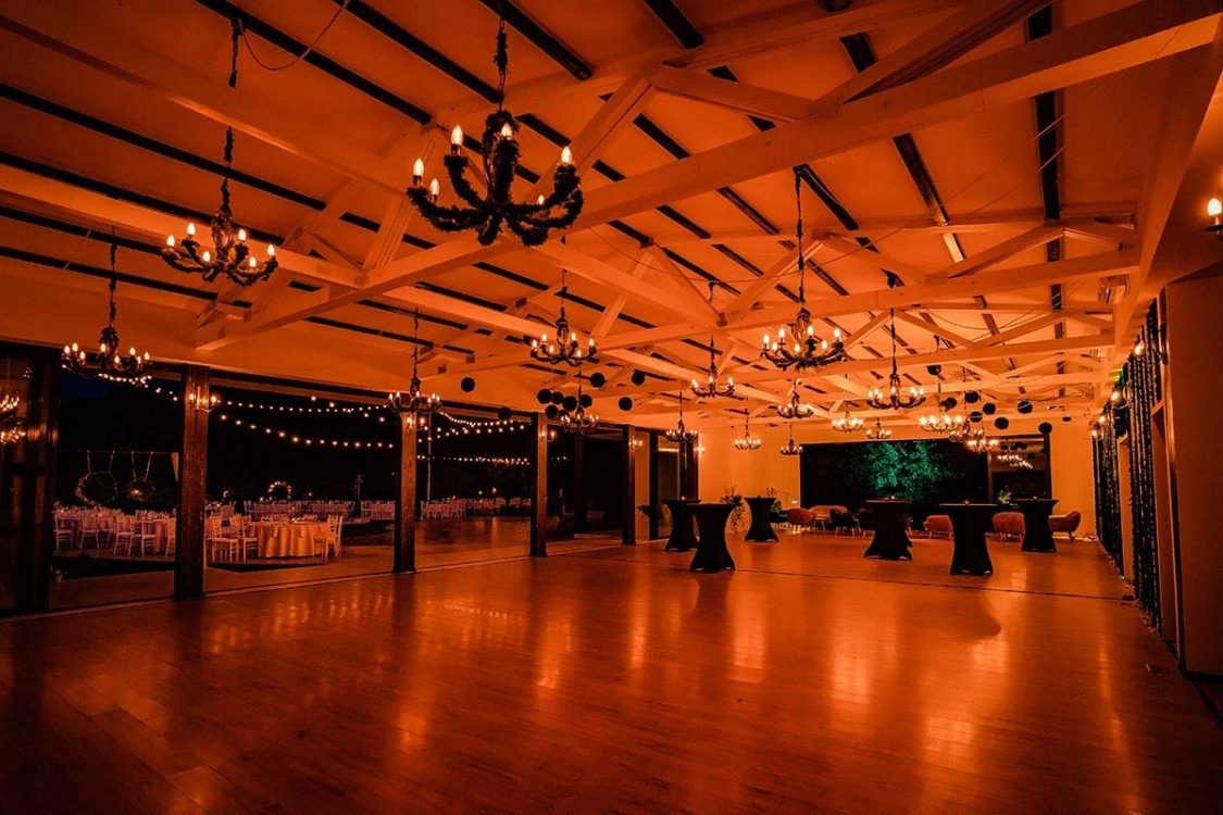 Locatiile TreeHouse - locatii de nunti in aer liber in natura - top locatii de nunta la padure-piscina