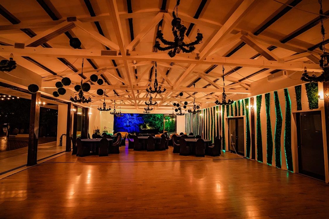 Locatiile TreeHouse - locatii de nunti in aer liber in natura - top locatii de nunta la padure-piscina