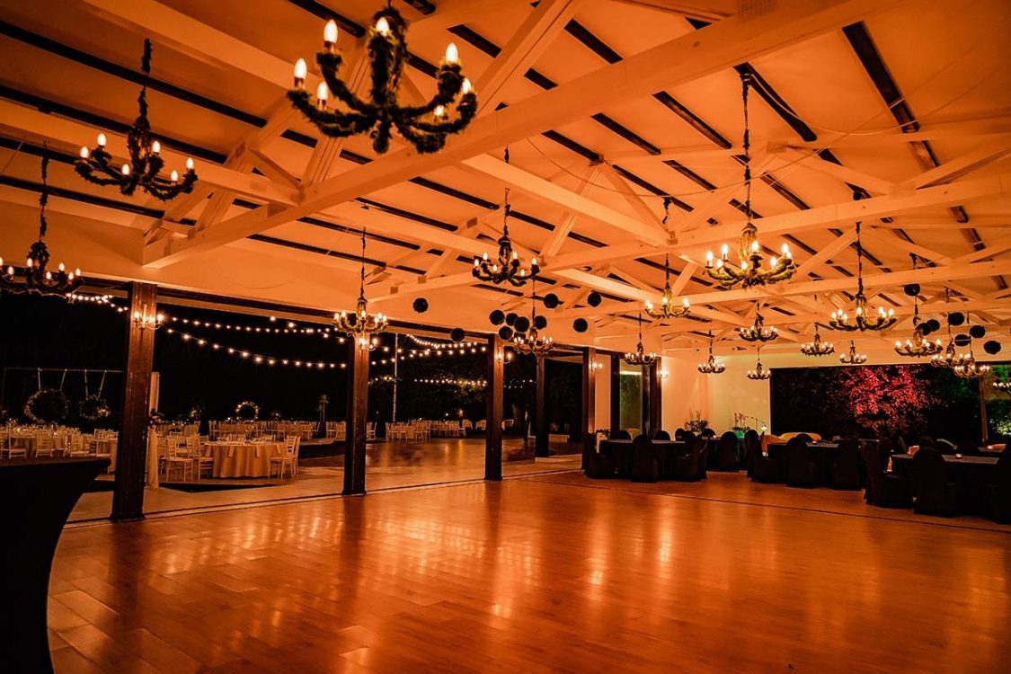 Locatiile TreeHouse - locatii de nunti in aer liber in natura - top locatii de nunta la padure-piscina