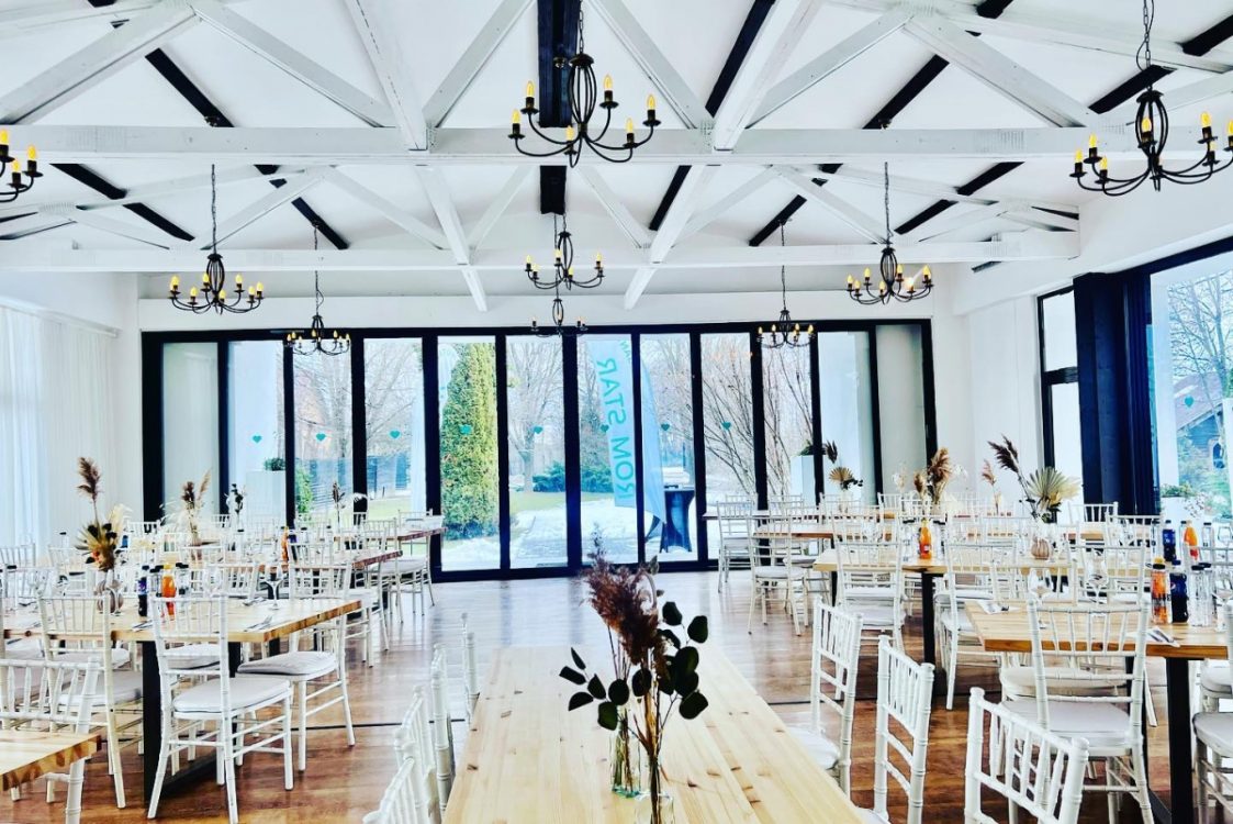 petrecere in aer liber